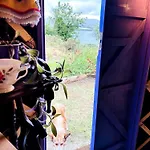 Gasthof A Magical Cosy Garden Yurt Tranaha