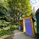 A Magical Cosy Garden Yurt 3*