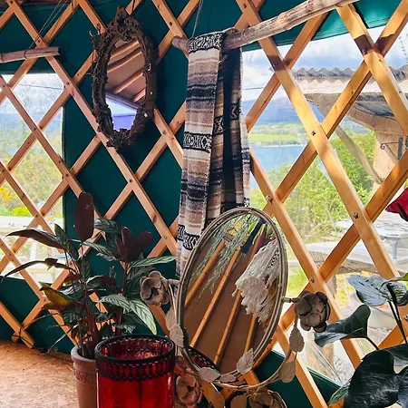 A Magical Cosy Garden Yurt 3*