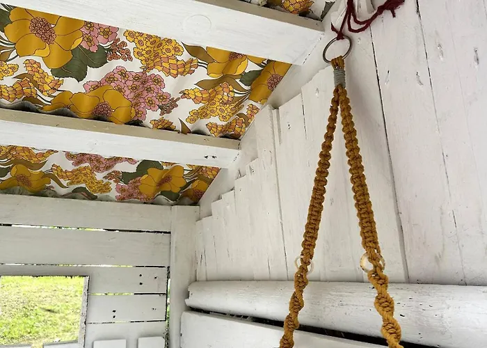 A Magical Cosy Garden Yurt 3* Whiddy Island